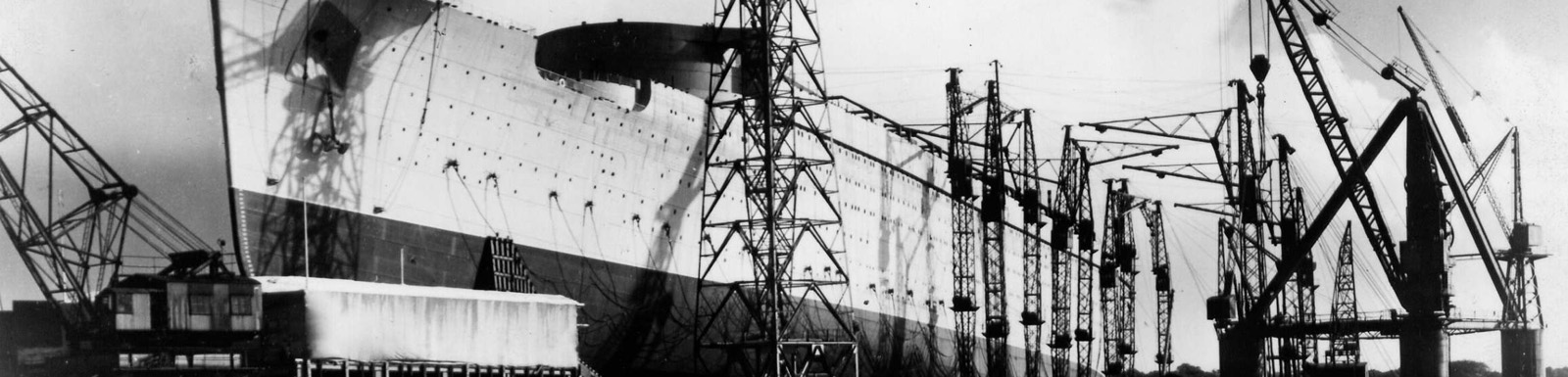 Shipbuilding in Clydebank, image courtesy Culture & Sport Glasgow/Mitchell Library